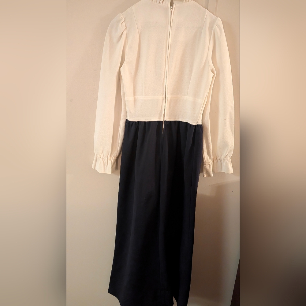 Handmade Elegant True Handmade 1970s Vintage Cream and Black Women's Dress